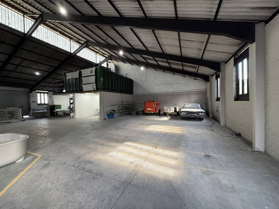 To Let commercial Property for Rent in Triangle Farm Western Cape